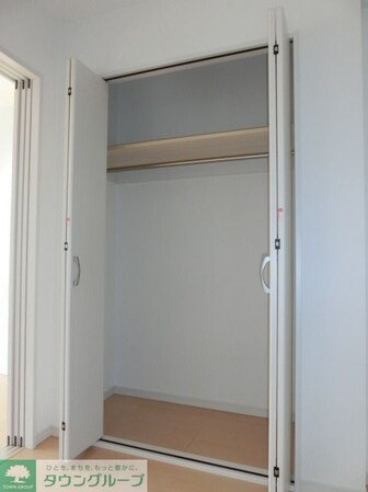 ツリーフィールド幕張の物件内観写真